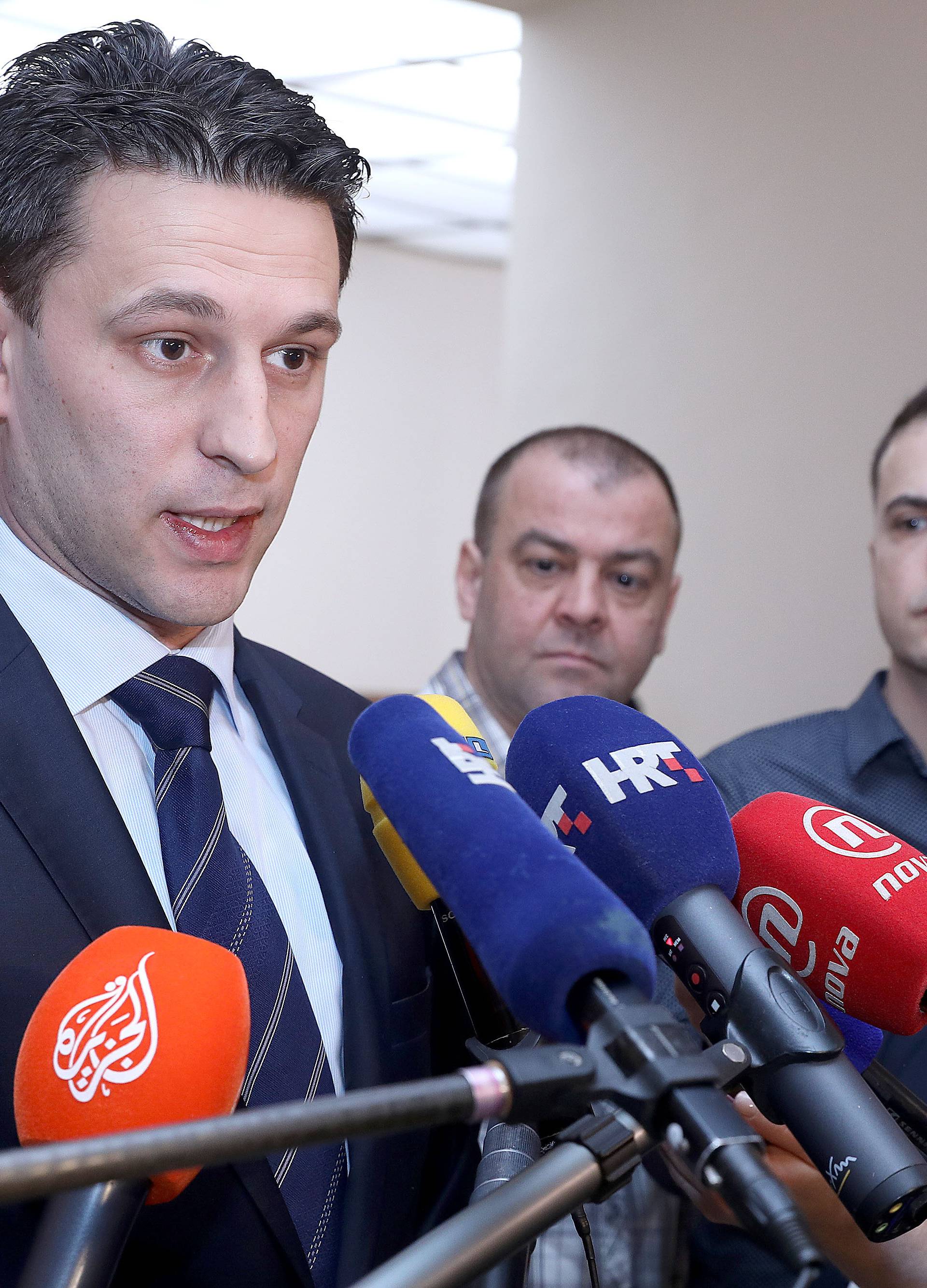 Petrov: Plenković je smijenio ministre zbog zataškavanja