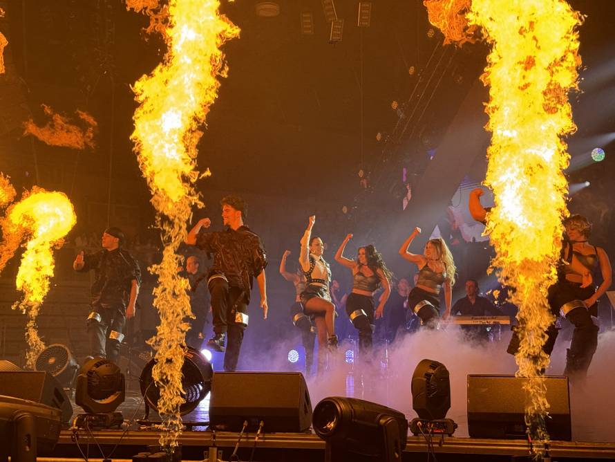 Aleksandra Prijović izvela je čak tri gosta na binu, za jednim svi 'poludjeli': 'Čovječe, što radiš...'