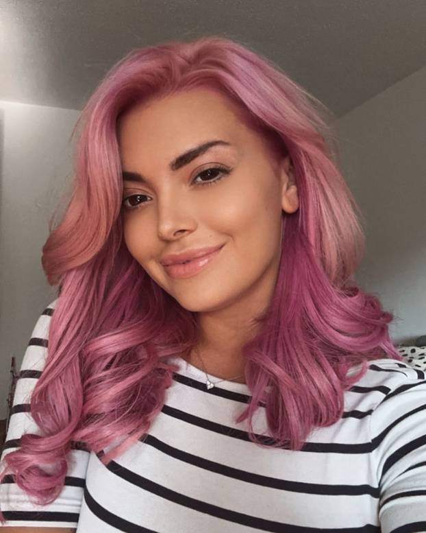 FOTO Ella je oduševila novom frizurom! Evo kako se mijenjala od 'Dvornikovih' do danas...