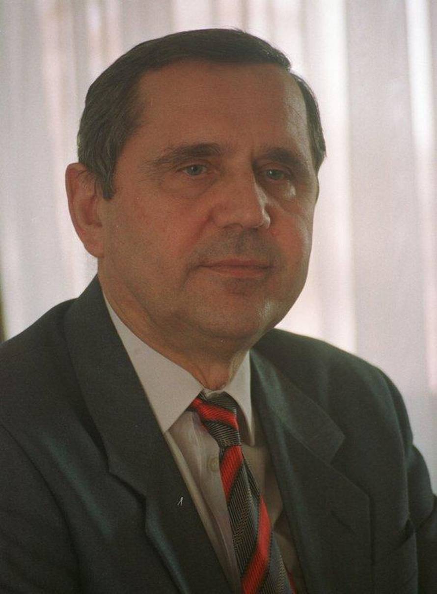 D.Vekić