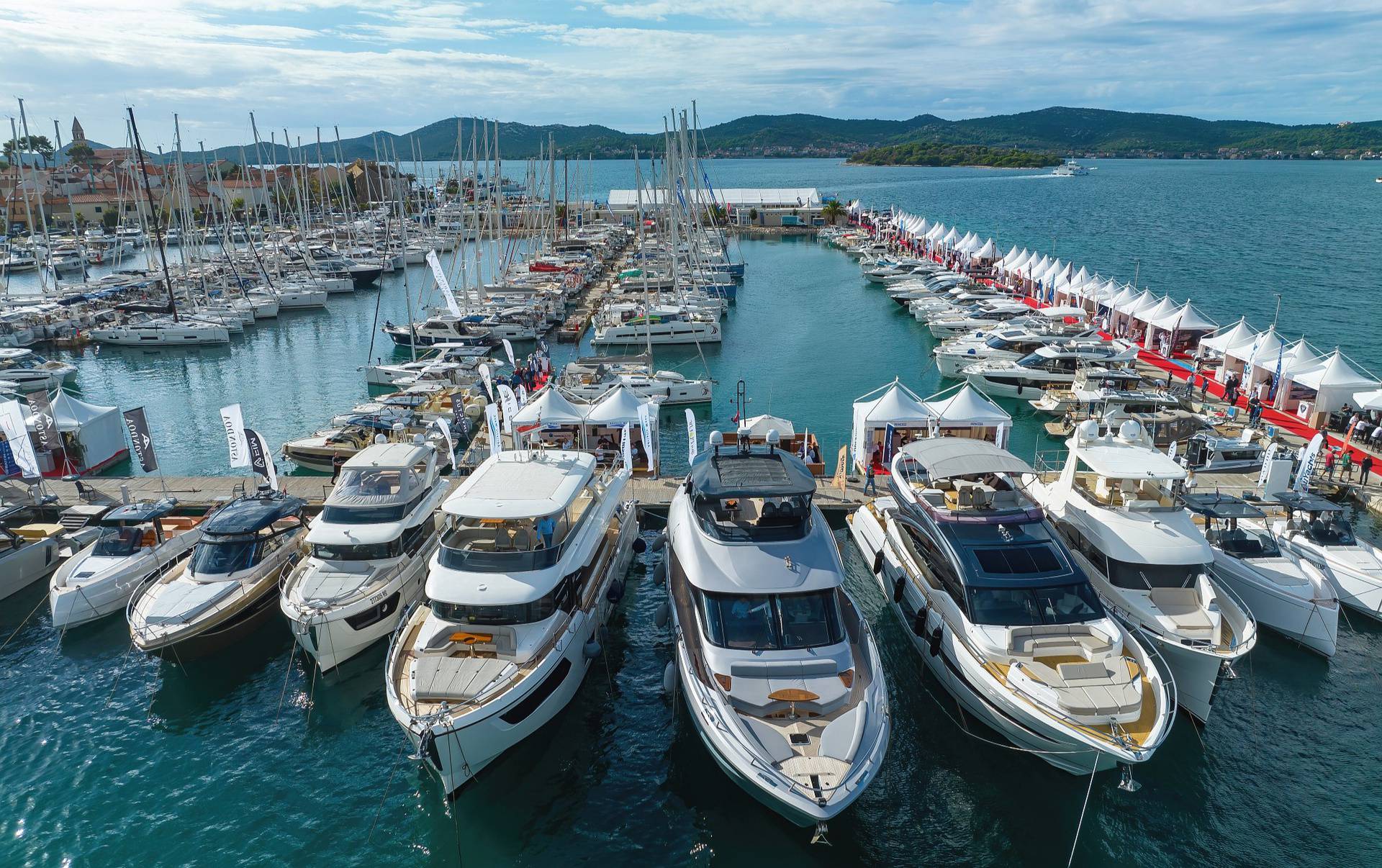 Stiže dosad najveći Biograd Boat Show: Širi se i na ribarsku luku, velika izložba katamarana