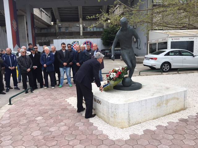 Veterani, obitelj i bivši suigrači poklonili se legendarnom Bajdi