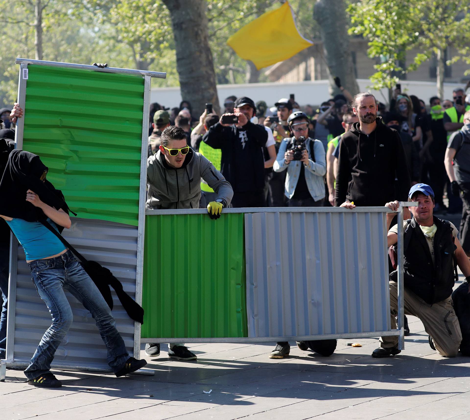 French "yellow vests" stage 23rd consecutive national protest on Saturday