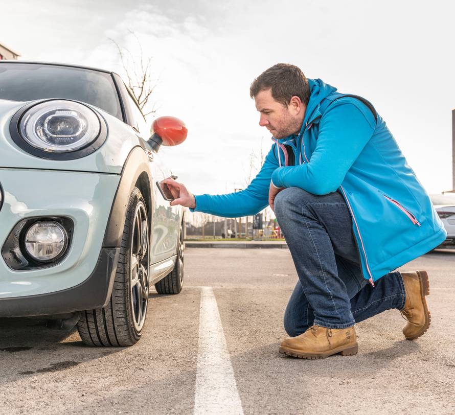 Kupac i prodavatelj nisu se ni vidjeli: Preko Neostara kupio 13 godina star rabljeni automobil