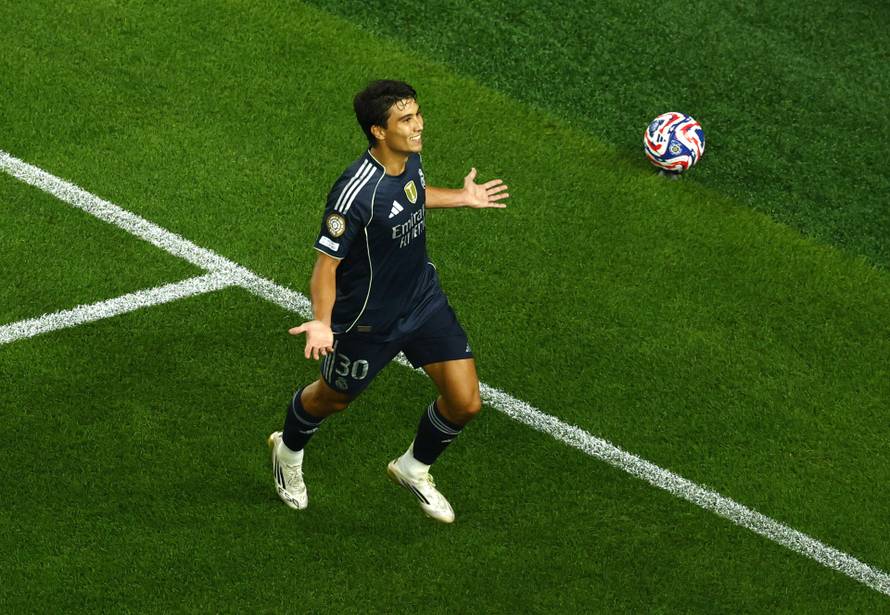 FIFA Club World Cup - Group H - RB Salzburg v Real Madrid