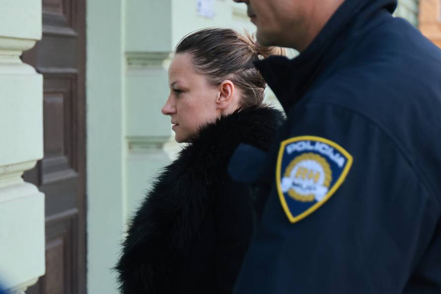 Osijek: Privođenje osumnjičenih za krijumčarenje i preprodaju tone marihuane