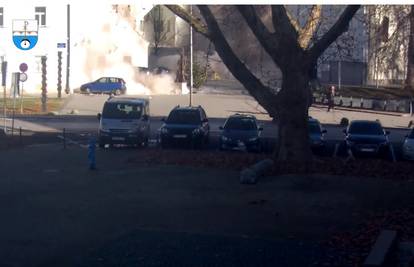 Dosad neobjavljena snimka: Potres srušio zvonik katedrale i ogradu mosta u Sisku...