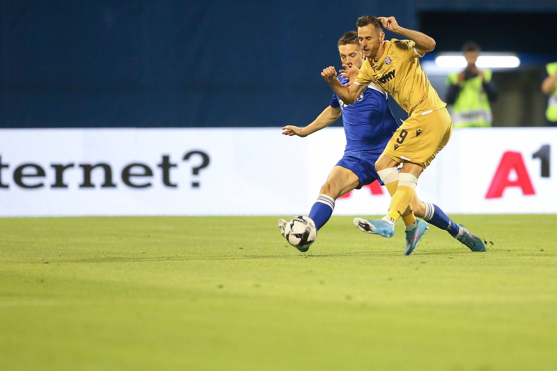 Dinamo i Hajduk u utakmici Superkupa na stadionu u Maksimiru