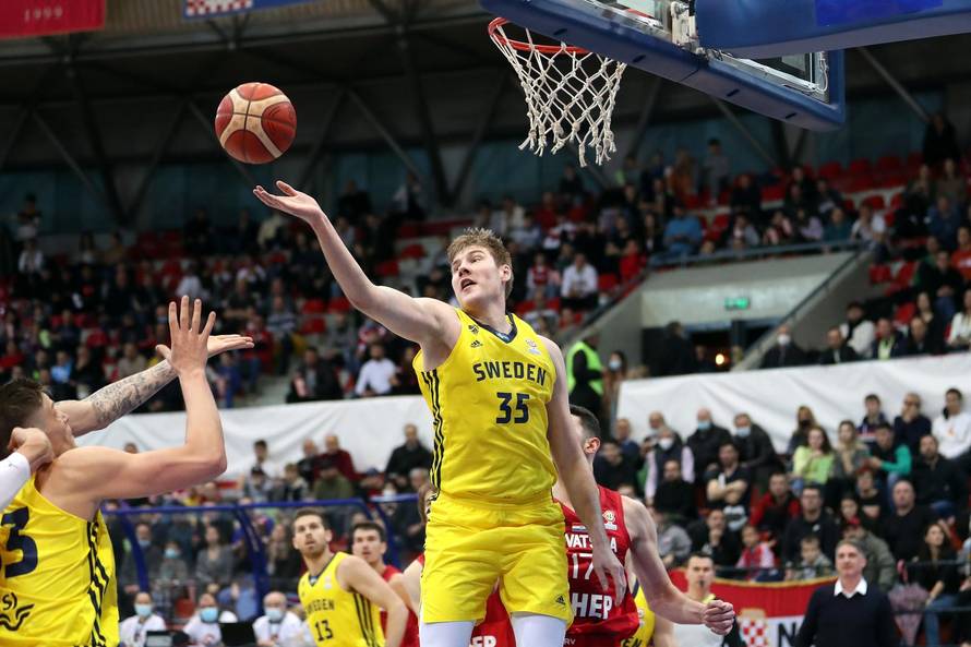 Zagreb: Kvalifikacijska utakmica Hrvatska - Švedska za košarkaško SP 2023. godine