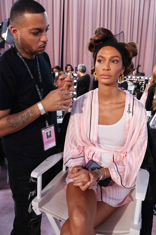 2025 Victoria's Secret Fashion Show - Hair and Make Up, New York, USA - 15 Oct 2025