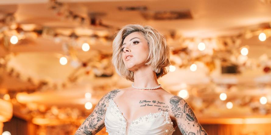 Stela Rade otkrila zbog čega je nosila vjenčanicu: Predstavila spot i baladu 'Da srce odmorim'