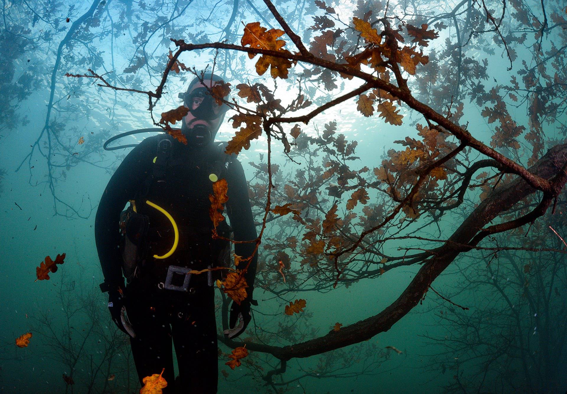 Krški fenomen: Nakon jače kiše jezero zarobi selo pokraj Rijeke