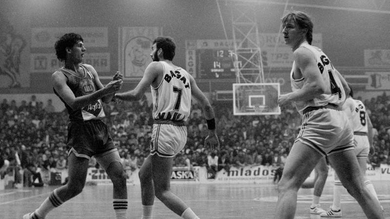 Pogledajte nikad viđene fotke ponajvećeg uspjeha KK Zadra u povijesti! Sjećate li se ovoga?