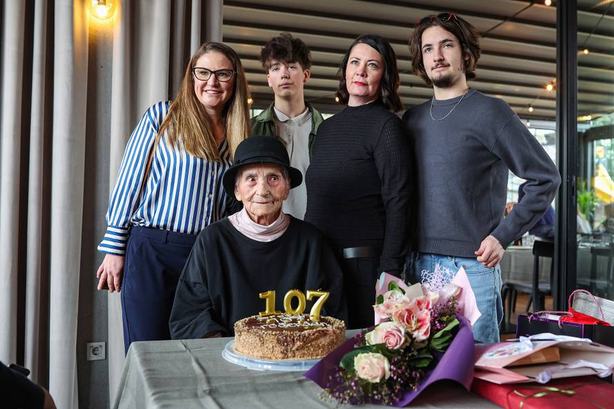 24SATA Proslava 107. ro?endana Ivke Br?i?, najstarije Zagrep?anke