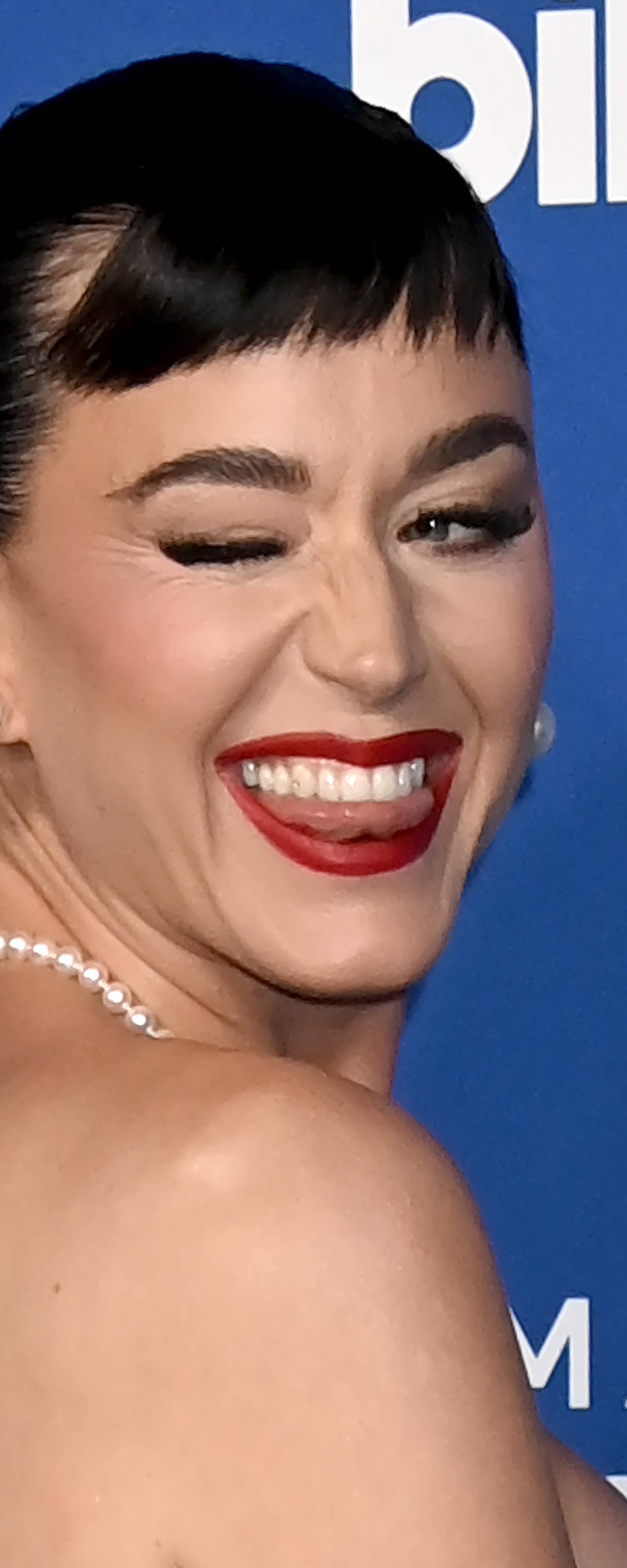 Glamurozni crveni tepih Billboardove dodjele nagrada Women in Music 
