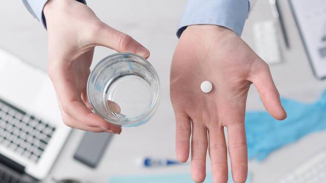 Starijima od 60 godina više se ne preporučuje aspirin protiv srčanog i moždanog udara