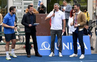 Zagreb: Goran Ivanišević odigrao je egzibicijski meč s mladom teniskom zvijezdom Lunom Vujović povodom predstavljanja zaklade UNIQUA SEE Future