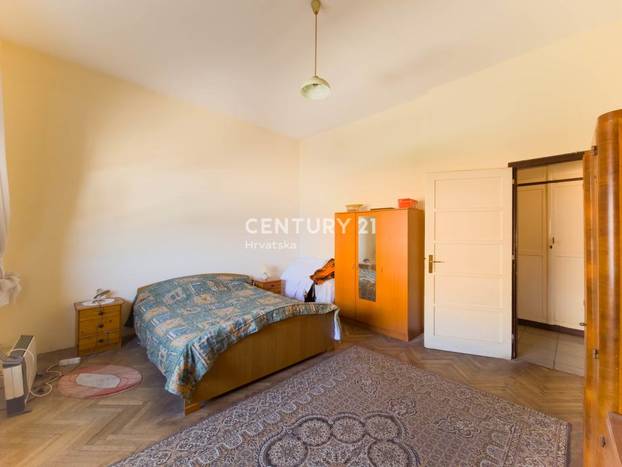 FOTO Ideš, kakav pogled! Stan u Zadru prvi red do mora prodaje se po pristupačnoj cijeni