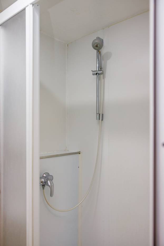 FOTO Zavirite u prvi brod-hotel u Hrvatskoj: Noćenje na ovom brodu u Rijeci ima posebnu čar