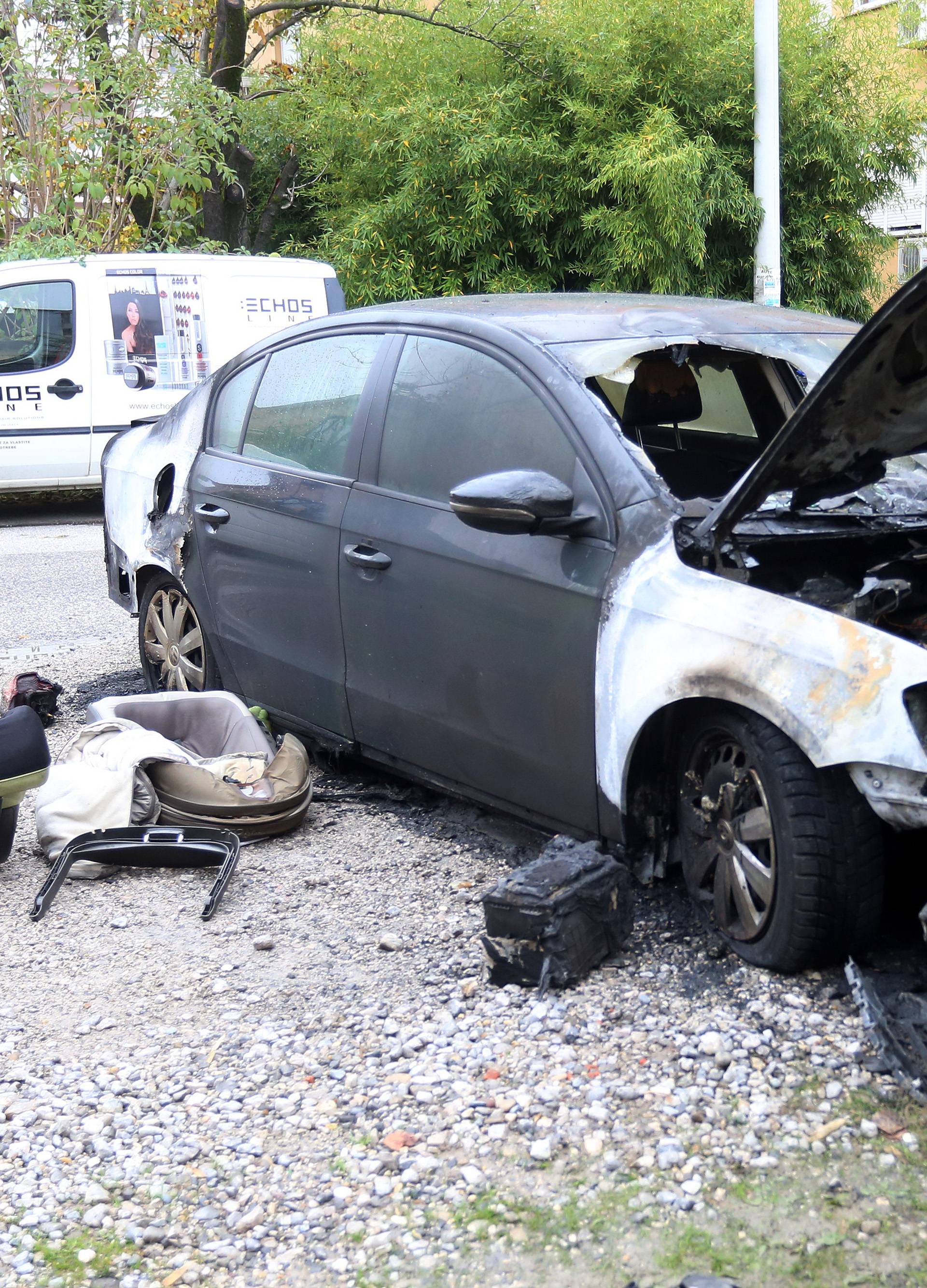 Šefu zaštitarske službe izgorio auto: Ne znam zašto je planuo