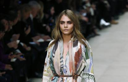 Burberry ponovno oduševio: Boho chic nosi umjetničko ime 