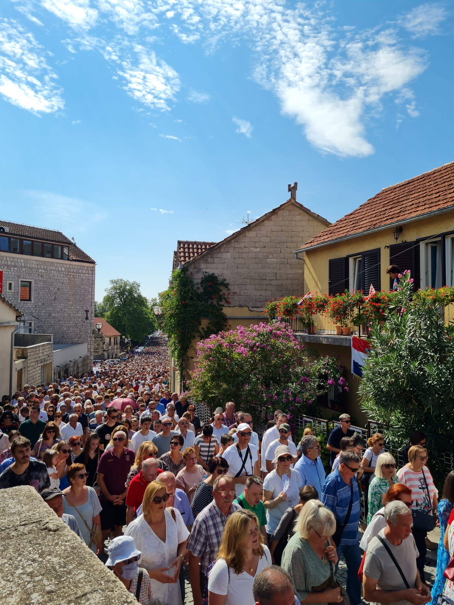 VIDEO Vjernici diljem Hrvatske hodočaste u marijanska svetišta
