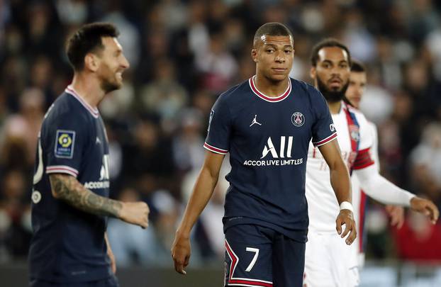 Ligue 1 - Paris St Germain v Olympique Lyonnais