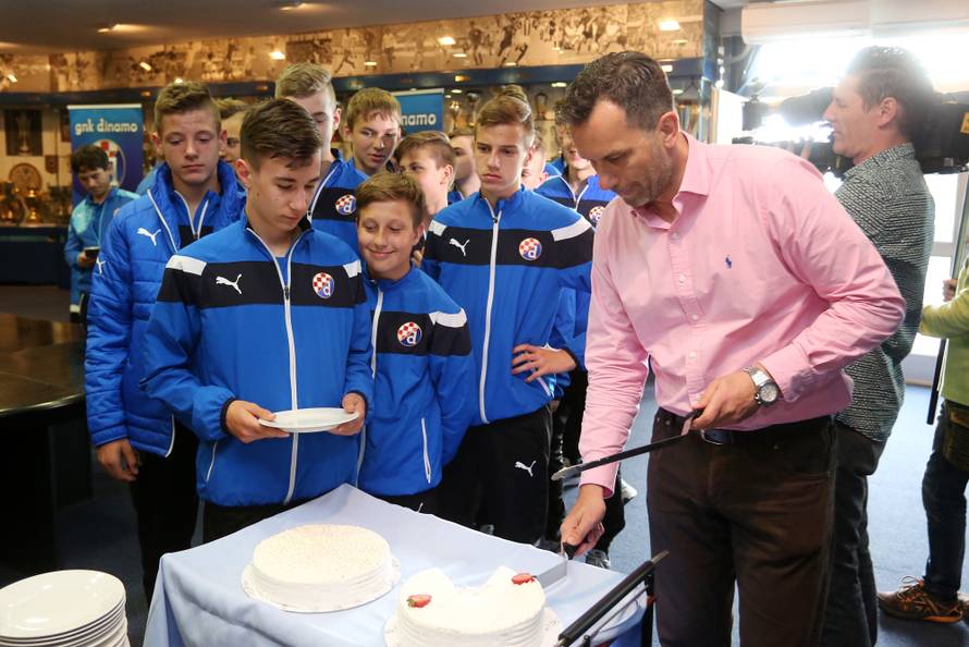 Dinamovi svjetski prvaci došli kući: 'Klub je silno ponosan...'