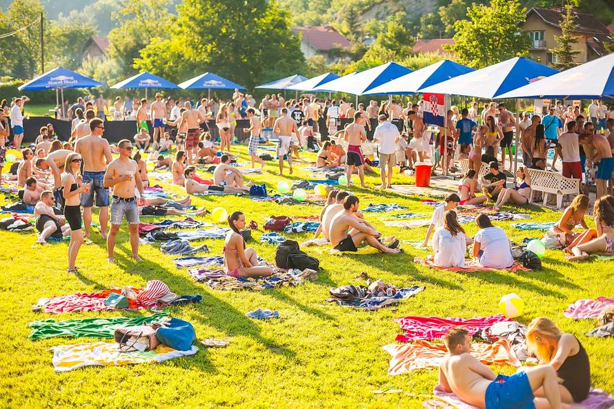 Odbrojavamo: 1 dan do vrućeg „Fantasy Land Pool Party-a“!