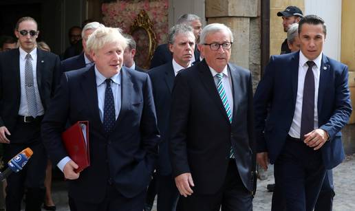 Juncker i Johnson: Razgovore o Brexitu treba intenzivirati