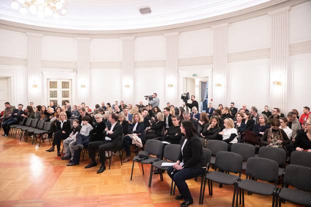 Zagreb: Komemoracija za novinarku Milu Moralić u Novinarskom domu