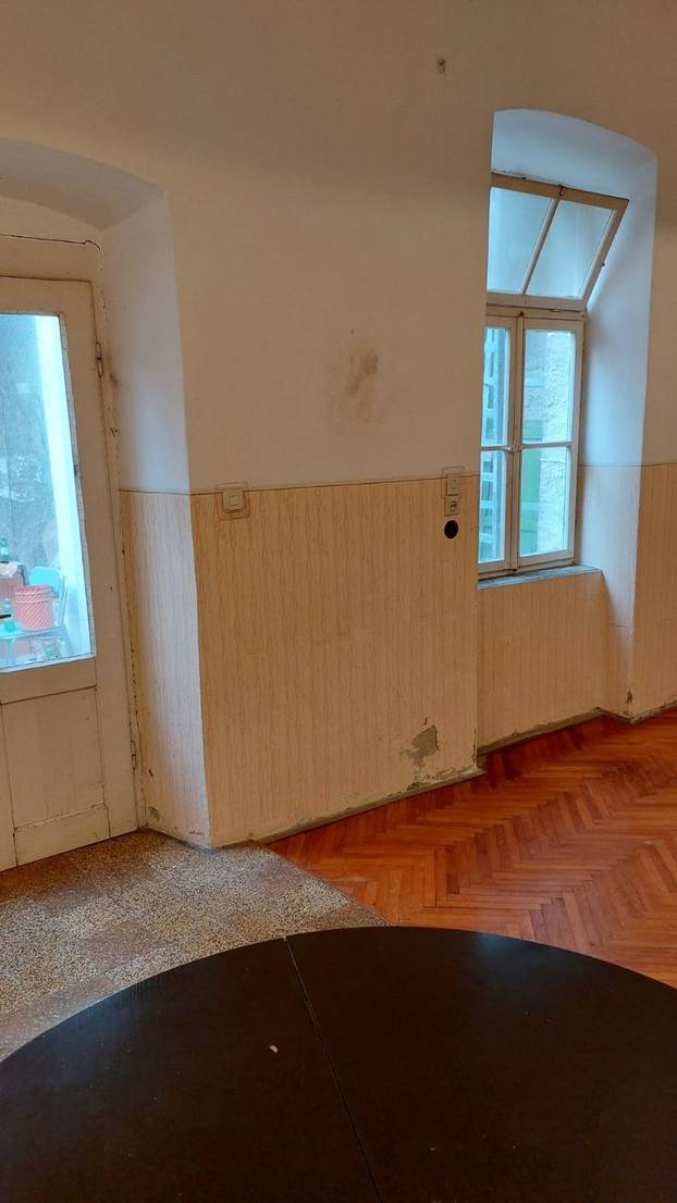 FOTO Ova kuća na Rabu ima 40 m2. Za nju traže 250.000 eura!