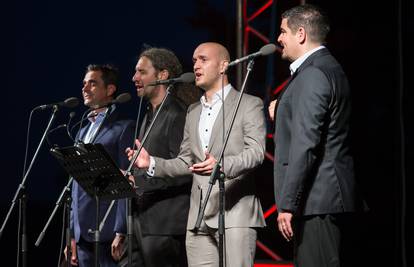 Na Gradecu: Četiri tenora ispraćena glasnim ovacijama