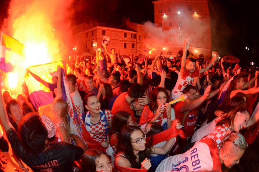 Idemo u finale! Ludnica na ulicama, cijela Hrvatska gori