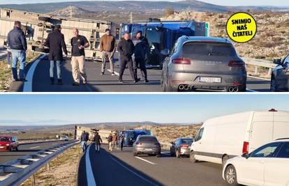 Zatvorili promet na A1: Kamion se prevrnuo kod Maslenice. Kod Rijeke kolona zbog nesreće