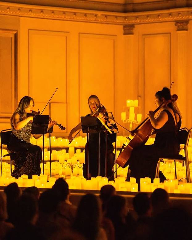 FOTO Koncert s tisuću svijeća: Za sve koji to žele doživjeti, uskoro će biti i u Hrvatskoj