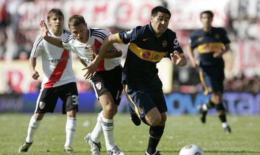 I Luis Ibanez moli argentinsku legendu: Riquelme, ostani tu...