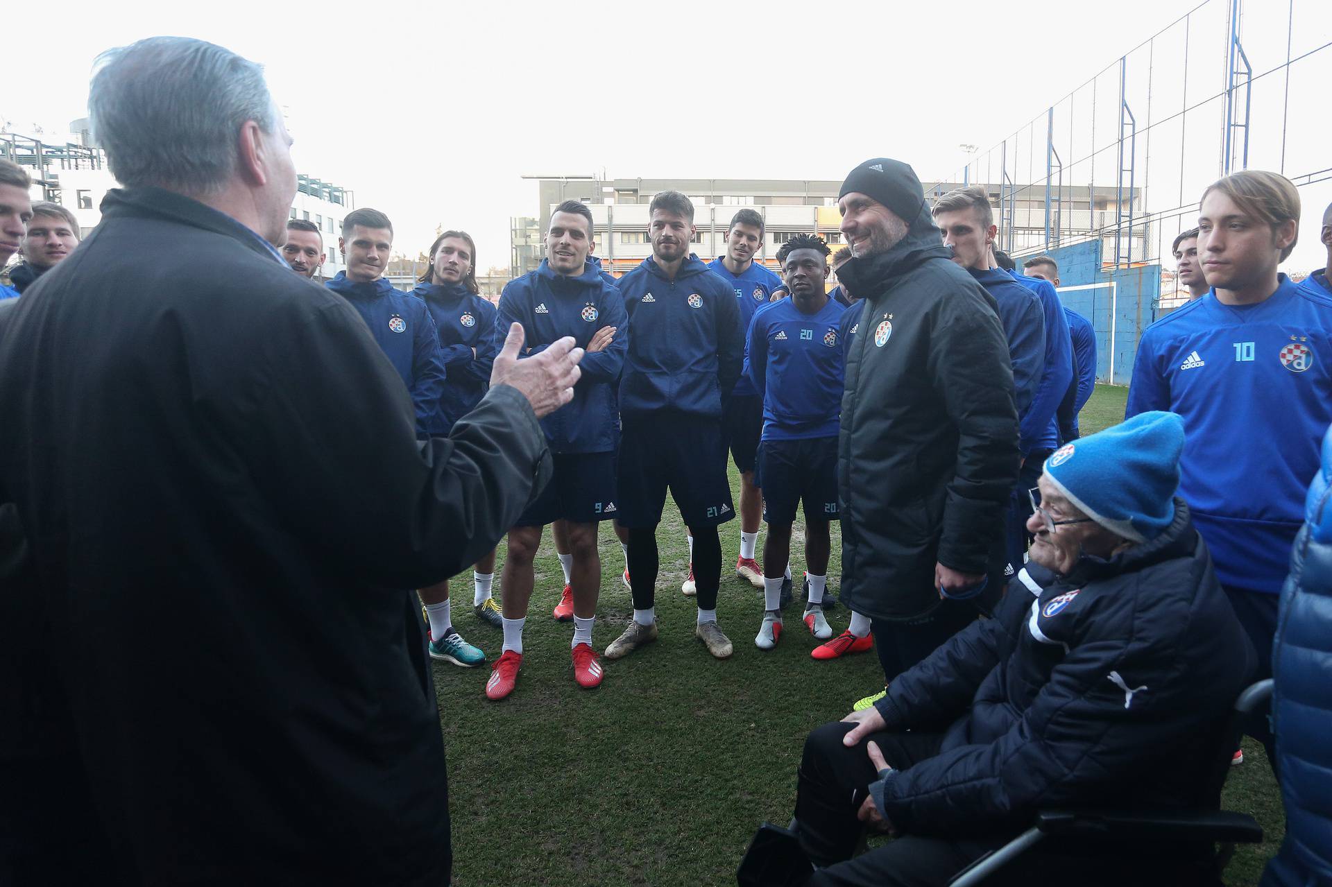 Zagreb: Nogometne legende posjetile igrače GNK Dinamo