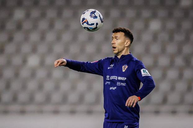 Split: Trening nogometaša reprezentacije Hrvatske na Poljudu