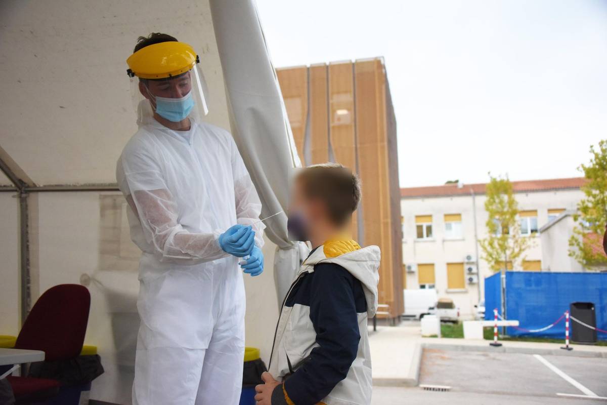 Zarazni omikron: U bolnicama je dvostruko više necijepljene nego cijepljene djece