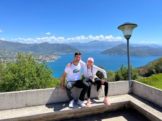FOTO Gospođa Đoković radila je u kladionici, a predrasude su je mučile: 'Ne uklapam se u priču'