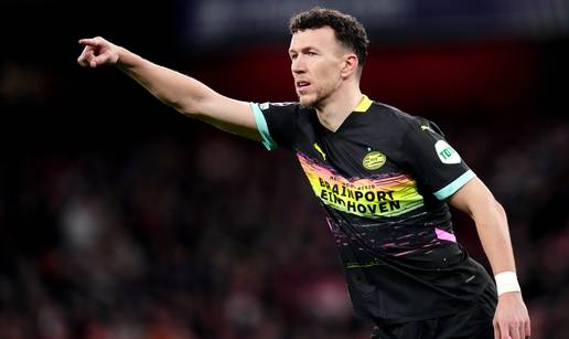 Nizozemci: Ivan Perišić želi ostati u PSV-u, ali ne za kikiriki