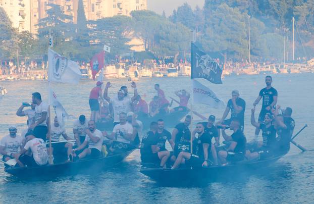 Metković: Tradicionalni 29. Maraton lađa
