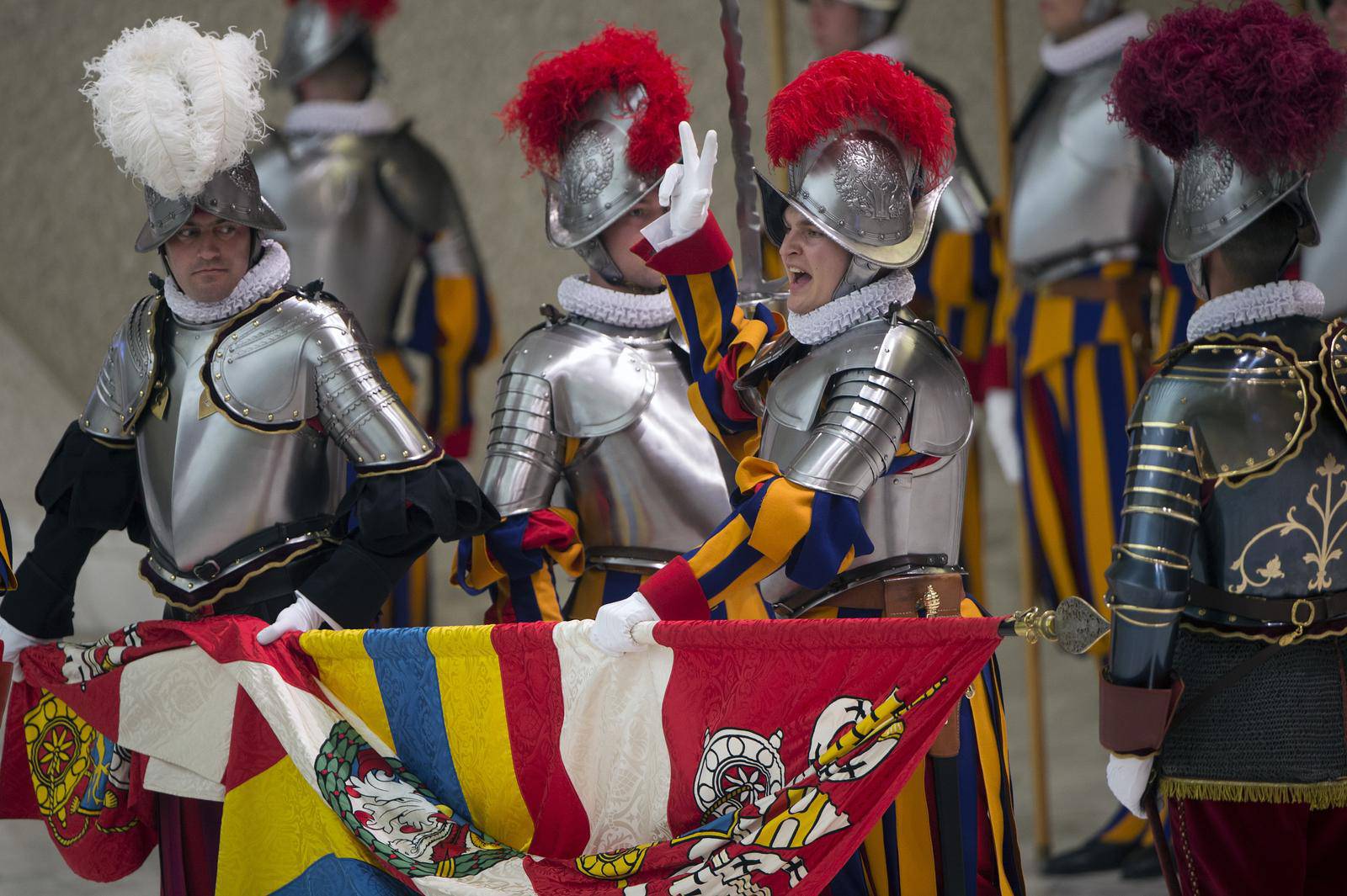 Papinska Švicarska garda priprema se za primanje novih čuvara