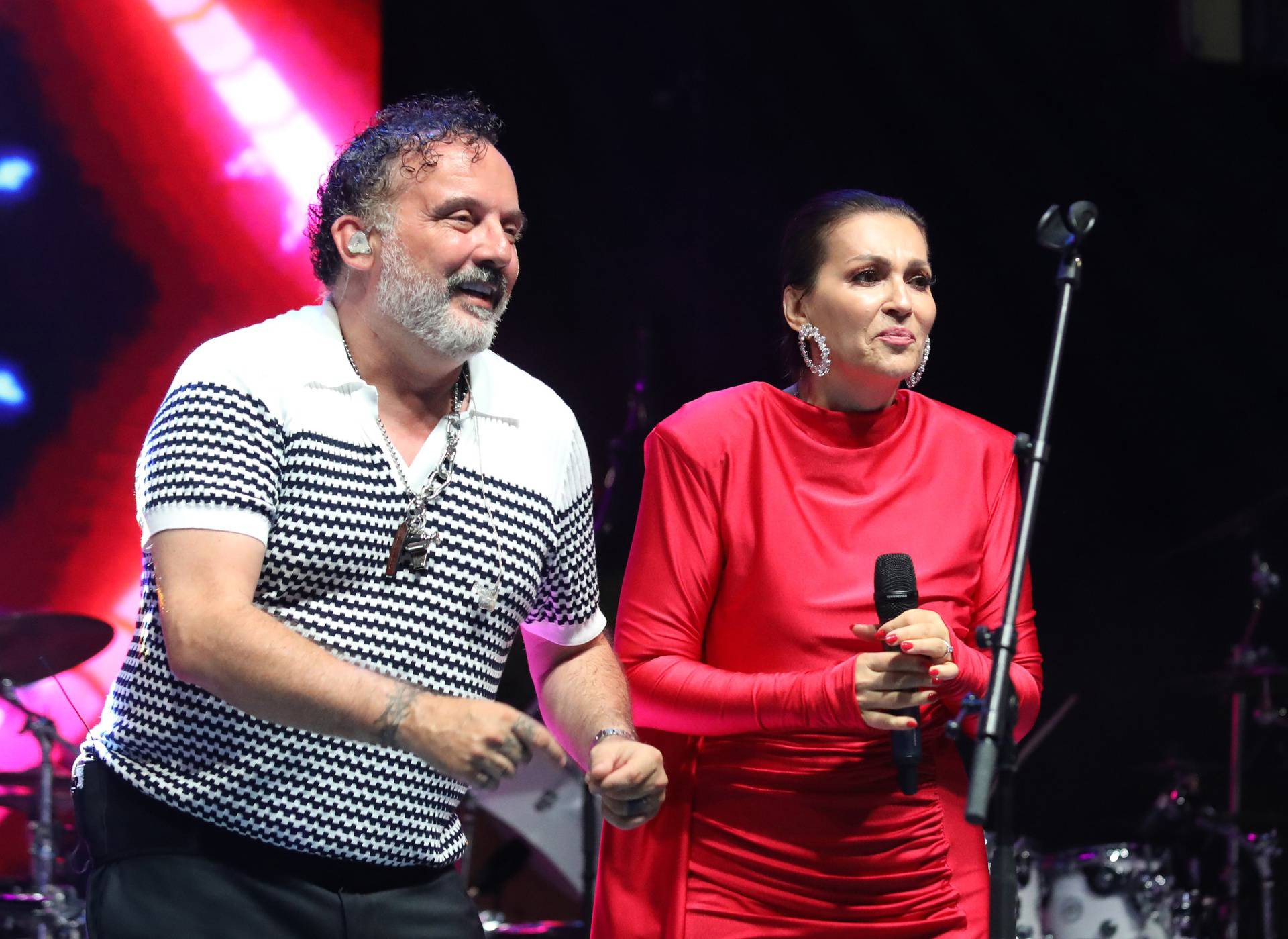 Nina Badrić i Tony Cetinski održali koncert u Šibeniku