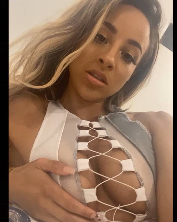 FOTO 'Bila sam pornoglumica, a sada sam kućanica nogometašu'