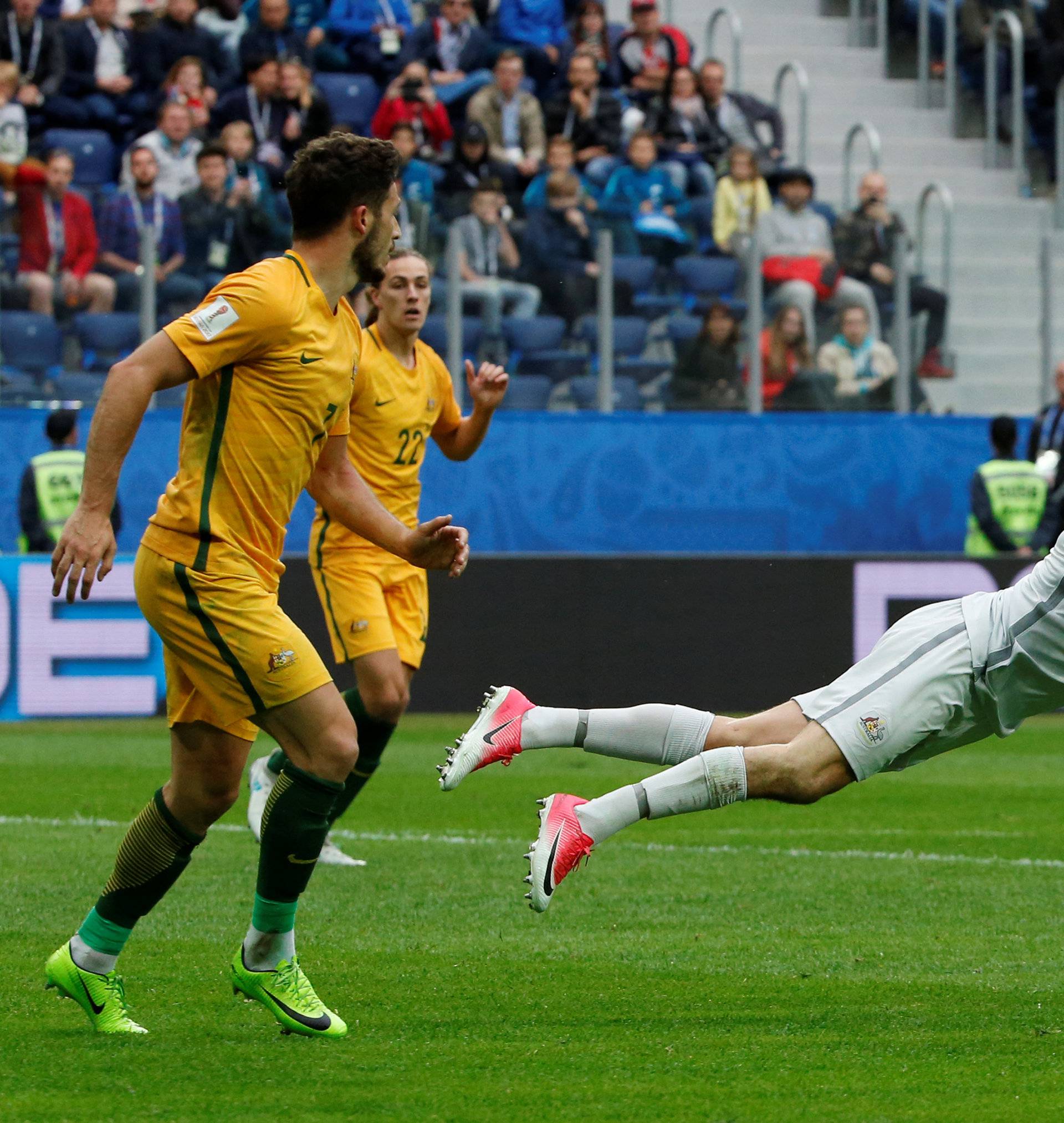 Cameroon v Australia - FIFA Confederations Cup Russia 2017 - Group B