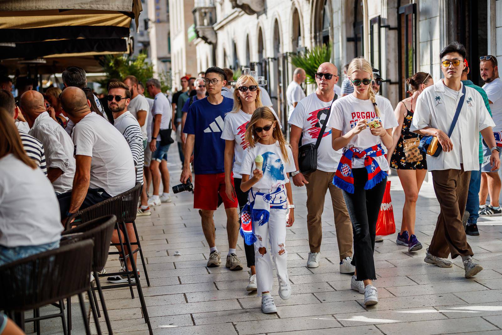 Split: Navijači u centru grada uoči derbija između Hajduka i Dinama