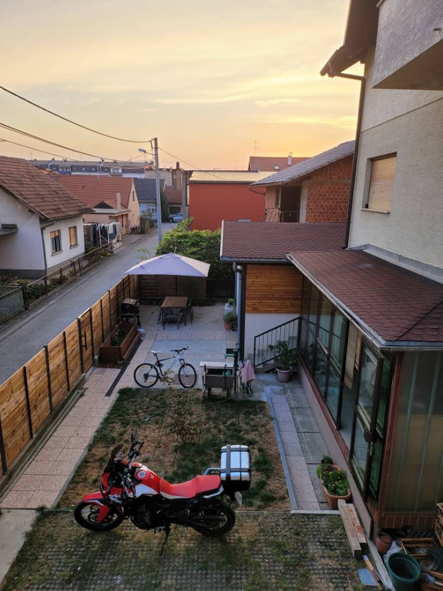 Isprobali smo Samsung Galaxy Z Fold 2: Preklopna uživancija