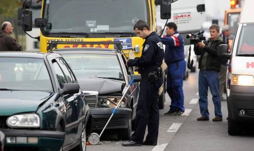 U sudaru četiri automobila ozlijeđeno pet ljudi i curica